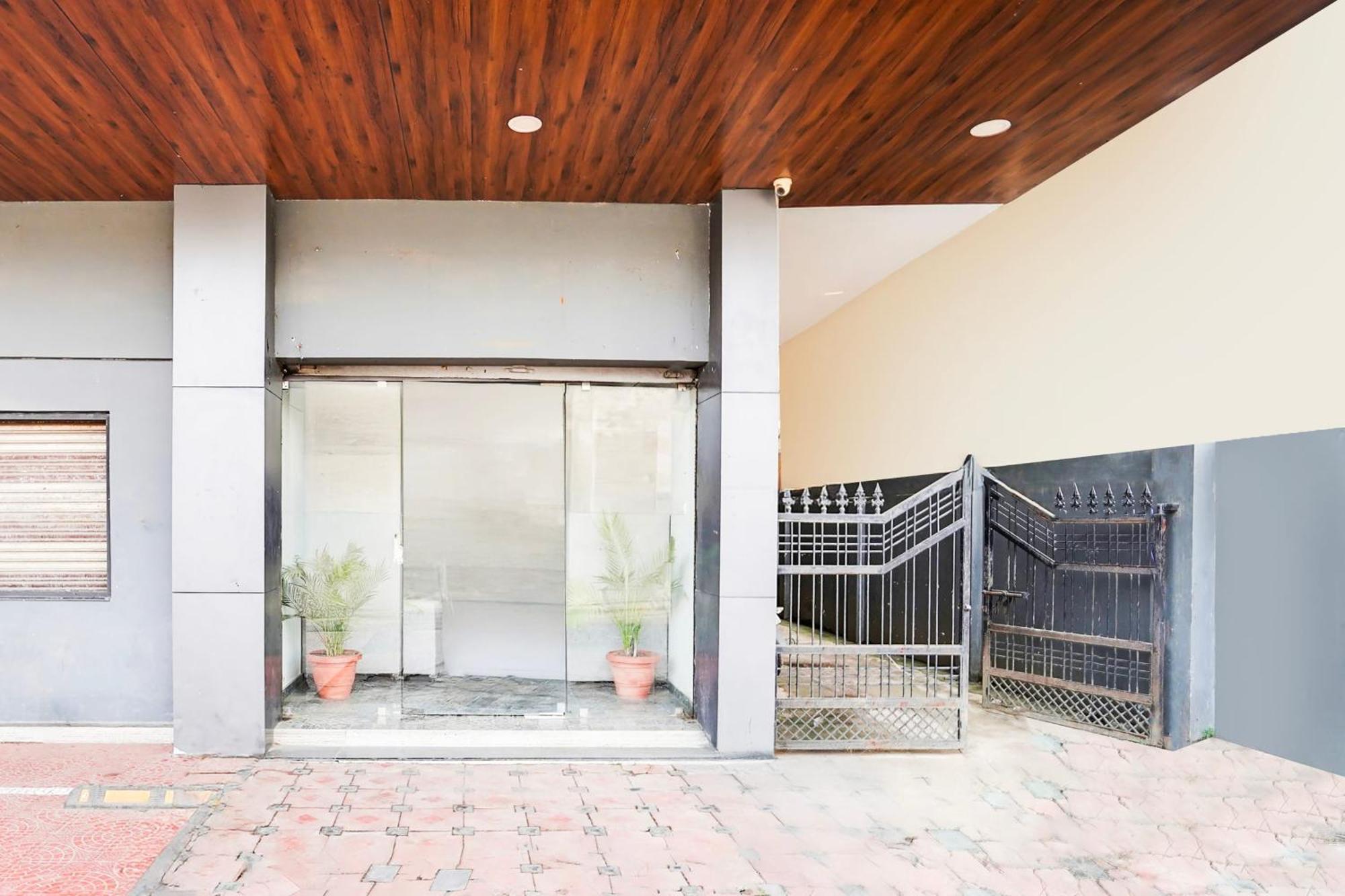 Super Hotel O Hingna Road Wanadongri Raipur  Exterior photo